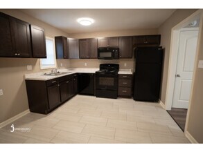 2512 Forest Home Rd in Jonesboro, AR - Foto de edificio - Building Photo