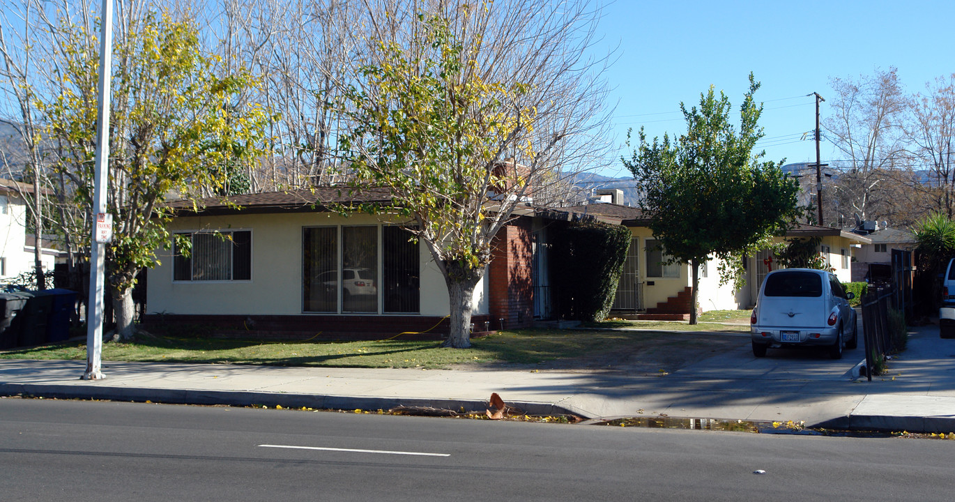 3535 N E St in San Bernardino, CA - Foto de edificio