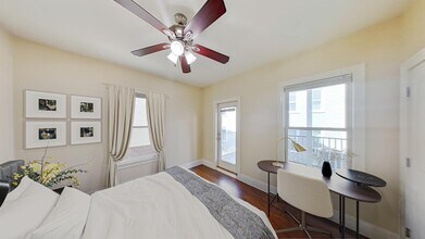 81 Hillside St, Unit 1 in Boston, MA - Building Photo - Building Photo