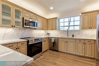 2810 NE 30th St in Fort Lauderdale, FL - Building Photo - Building Photo