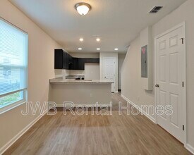 11137 Pine St in Jacksonville, FL - Building Photo - Building Photo