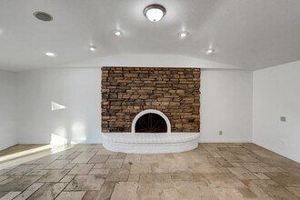 6301 E Sweetwater Ave in Scottsdale, AZ - Building Photo - Building Photo