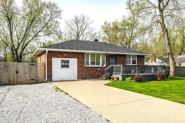 property at 3909 Aloda St