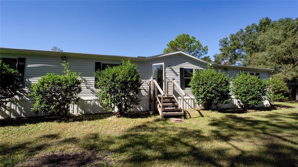 1550 E Orlando Rd in Orlando, FL - Building Photo