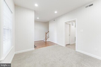 3104 Magellan Ct in Herndon, VA - Building Photo - Building Photo