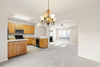 205 Walnut Woods Dr in Morrisville, NC - Building Photo - Building Photo