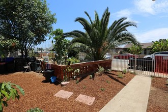 San Diego Duplex in San Diego, CA - Building Photo - Building Photo