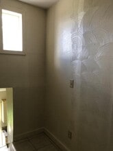 609 Grove City Rd in Slippery Rock, PA - Building Photo - Building Photo