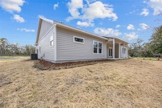 601 Fisher Dr in Bronson, FL - Building Photo - Building Photo