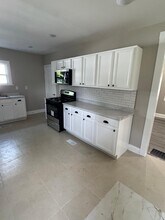 445 W 25th St in Indianapolis, IN - Building Photo - Building Photo