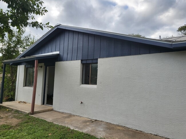 property at 906 George St