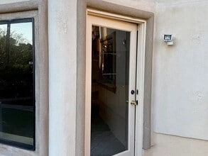 13114 Polvera Ave, Unit B in San Diego, CA - Building Photo - Building Photo