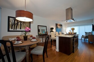 4547 Eagle Rock Blvd in Los Angeles, CA - Building Photo - Building Photo