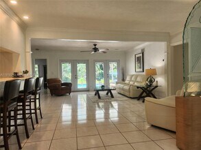 1229 Jefferson St in Hollywood, FL - Building Photo - Building Photo