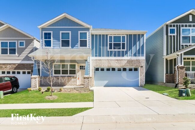 property at 621 Sophia Wy