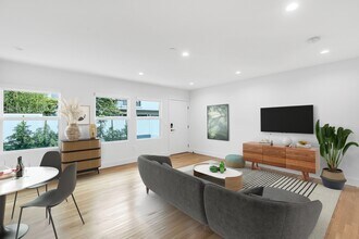 1022 Pacific St in Santa Monica, CA - Building Photo - Building Photo