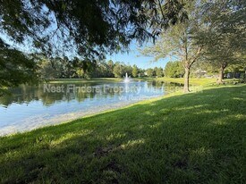 5794 Sandstone Way in Jacksonville, FL - Building Photo