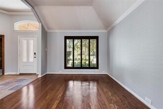 2435 Waterside Dr in Grand Prairie, TX - Building Photo - Building Photo