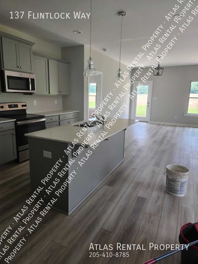 137 Flintlock Wy in New Market, AL - Building Photo - Building Photo