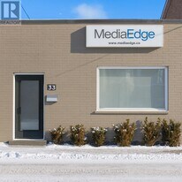 33 S Station St in Toronto, ON - Building Photo