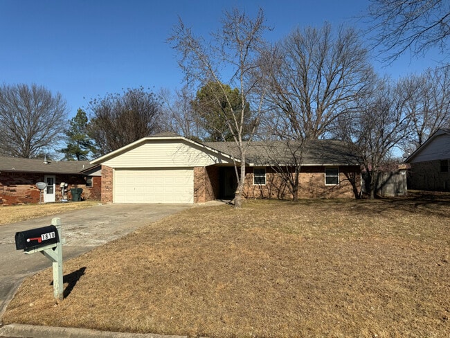 property at 1810 Timberline Rd