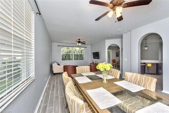 11533 Woodmount Ln in Estero, FL - Foto de edificio - Building Photo