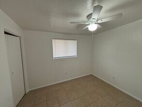 6661 W Camino Pizarro in Tucson, AZ - Foto de edificio - Building Photo