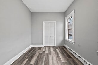 237 20th Ave in Paterson, NJ - Building Photo - Building Photo