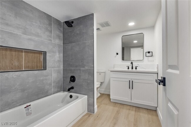 property at 2368 Winterwood Blvd