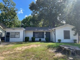 6525 W Canal Blvd in Shreveport, LA - Building Photo