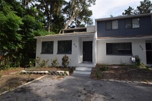 904 Sumter St in Leesburg, FL - Building Photo