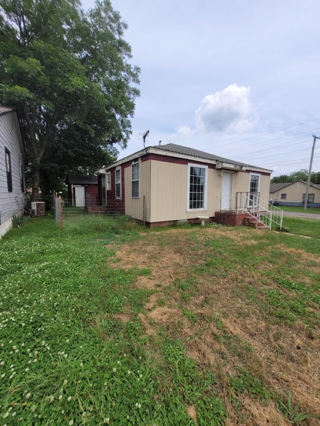 property at 802 N C St