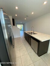 8319 Zenith Cir in Jacksonville, FL - Building Photo - Building Photo