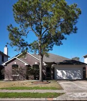 3118 Flatwood Ct in Pearland, TX - Building Photo
