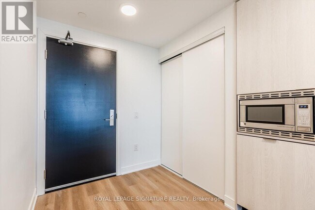 property at 3009 Novar Rd