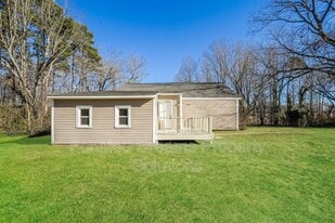 3909 Burtis St in Winston-Salem, NC - Building Photo