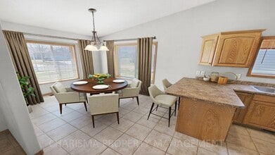 5500 W Rebecca St in Sioux Falls, SD - Building Photo - Building Photo