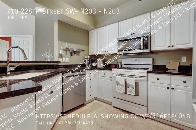 710 228th St SW in Bothell, WA - Building Photo - Building Photo