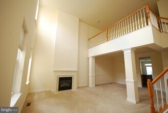 908 Reserve Champion Dr in Rockville, MD - Building Photo - Building Photo