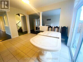 43 Hoxton Rd in Brampton, ON - Building Photo - Building Photo