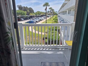 3190 N Atlantic Ave in Cocoa Beach, FL - Building Photo - Building Photo