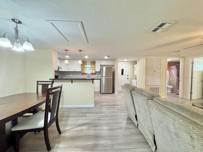 126 Flamingo Dr in Auburndale, FL - Building Photo - Building Photo