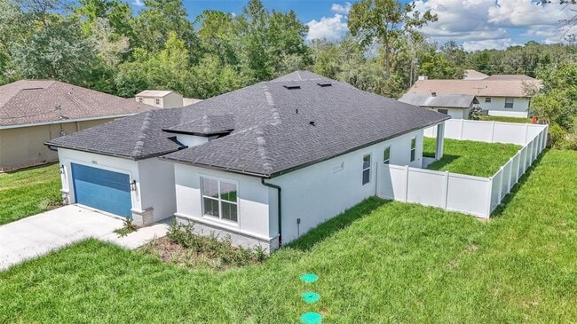 9393 SE 158th Pl in Summerfield, FL - Building Photo - Building Photo