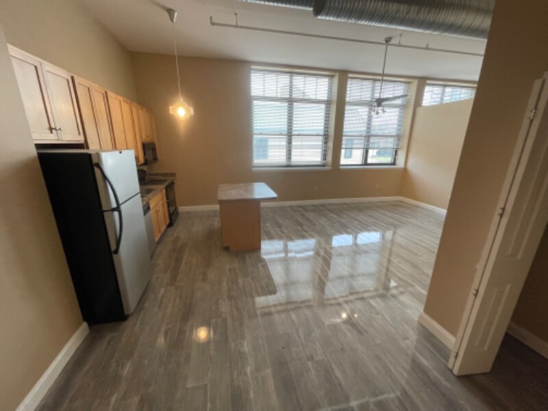 11 Fremont St-Unit -107 in Gloversville, NY - Building Photo