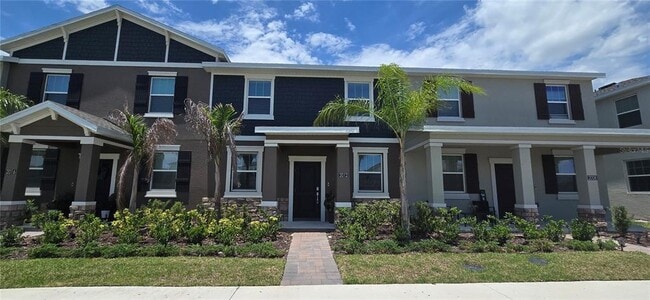 property at 2012 Tohoqua Blvd