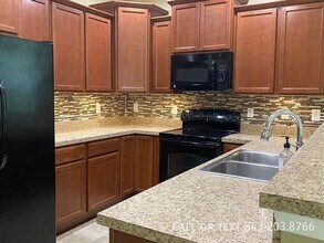 145 Farm Quarters Dr in Goose Creek, SC - Building Photo - Building Photo