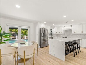 1701 SW 3rd Ave in Pompano Beach, FL - Building Photo - Building Photo