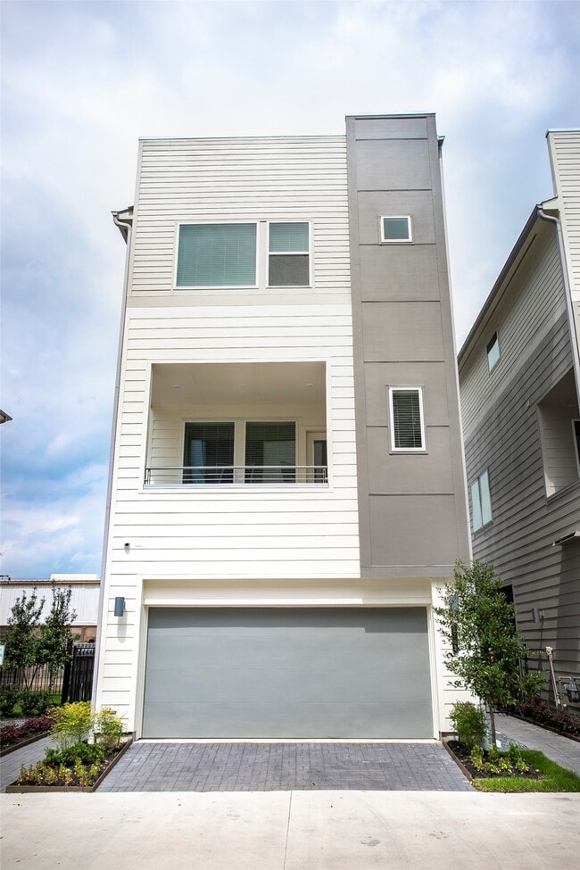 property at 2713 Eado Edge Ct