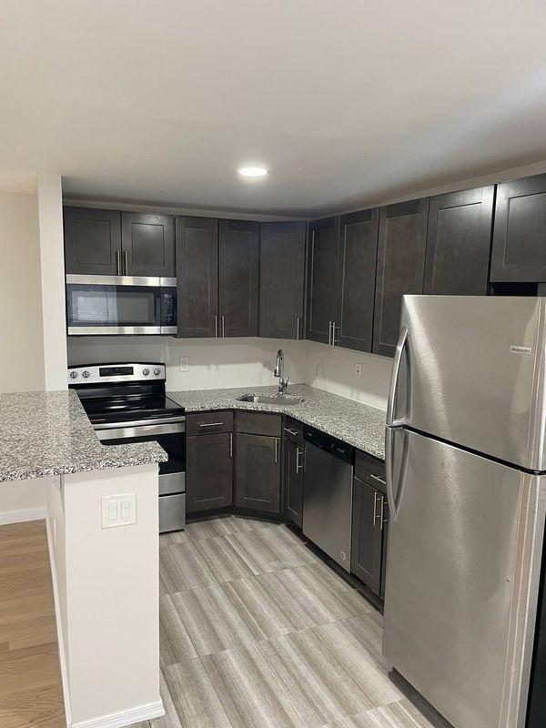 581 Patten Ave in Long Branch, NJ - Building Photo - Building Photo