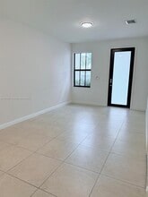 5980 NW 104th Ct in Doral, FL - Building Photo - Building Photo